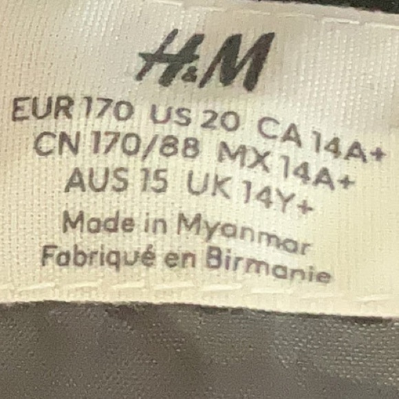 20Y Gray Puffer Vest - EXCELLENT CONDITION! - Picture 5 of 5